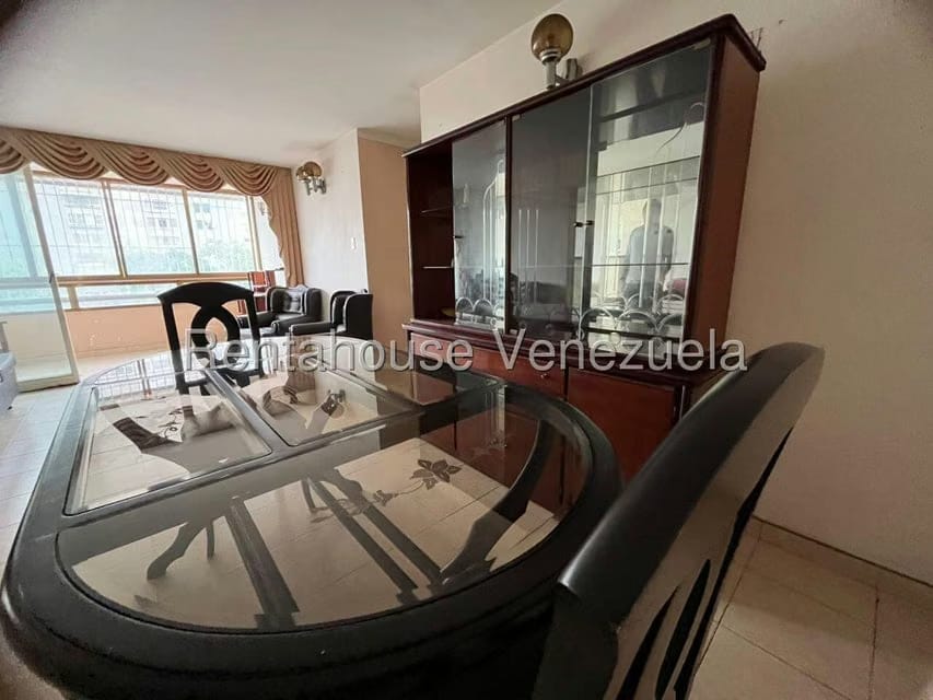 Apartamento (1 Nivel) en Venta en Baruta, Distrito Metropolitano - 3