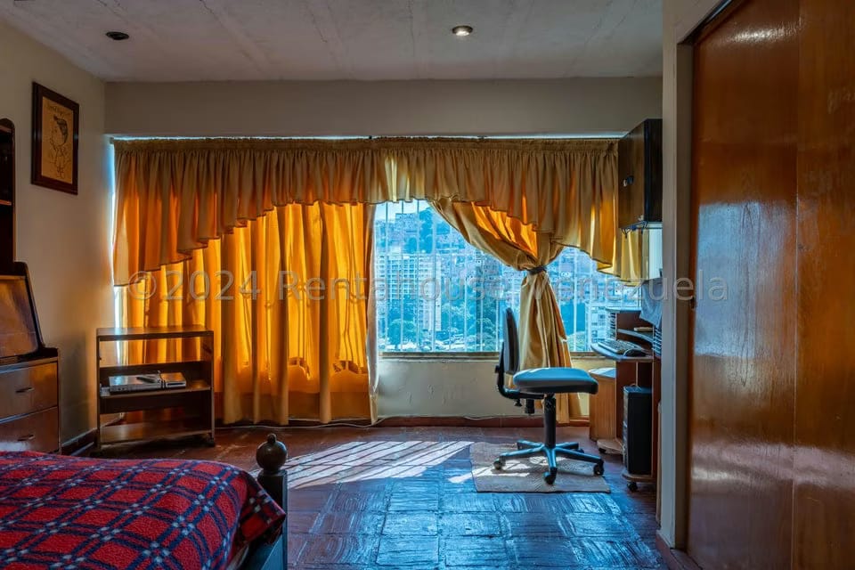 Apartamento (Penthouse) en Venta en El Paraiso, Distrito Metropolitano - 18