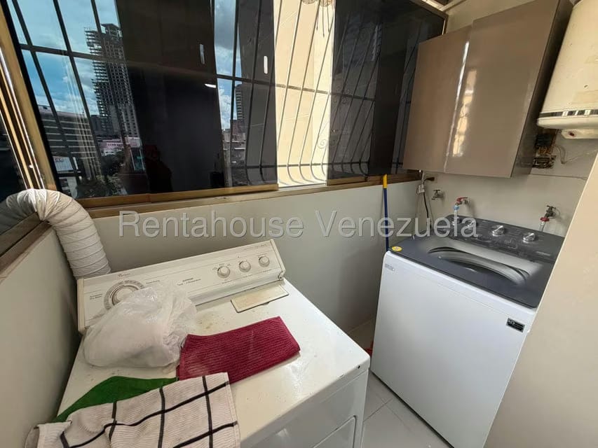 Apartamento (1 Nivel) en Venta en San Bernardino, Distrito Metropolitano - 12