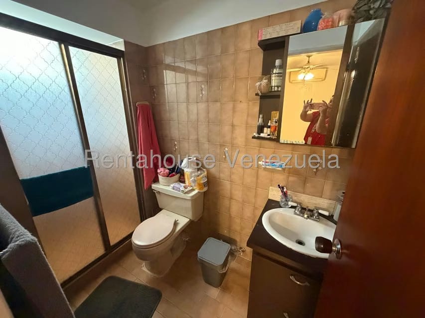 Apartamento (1 Nivel) en Venta en San Bernardino, Distrito Metropolitano - 16