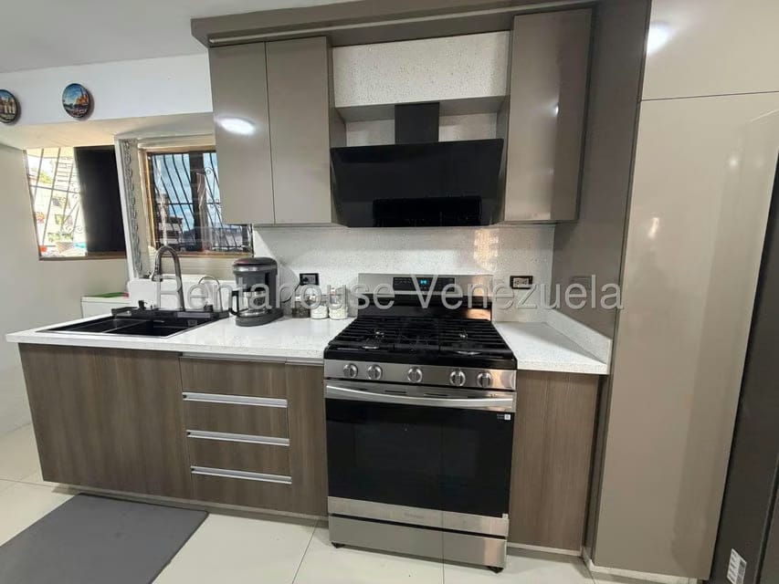 Apartamento (1 Nivel) en Venta en San Bernardino, Distrito Metropolitano - 3