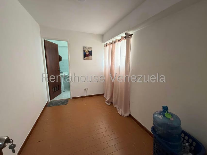 Apartamento (1 Nivel) en Venta en San Bernardino, Distrito Metropolitano - 10