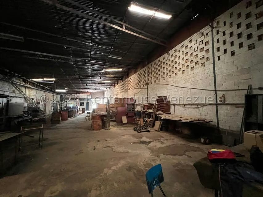 Comercial (Galpon - Deposito) en Venta en La Yaguara, Distrito Metropolitano - 14
