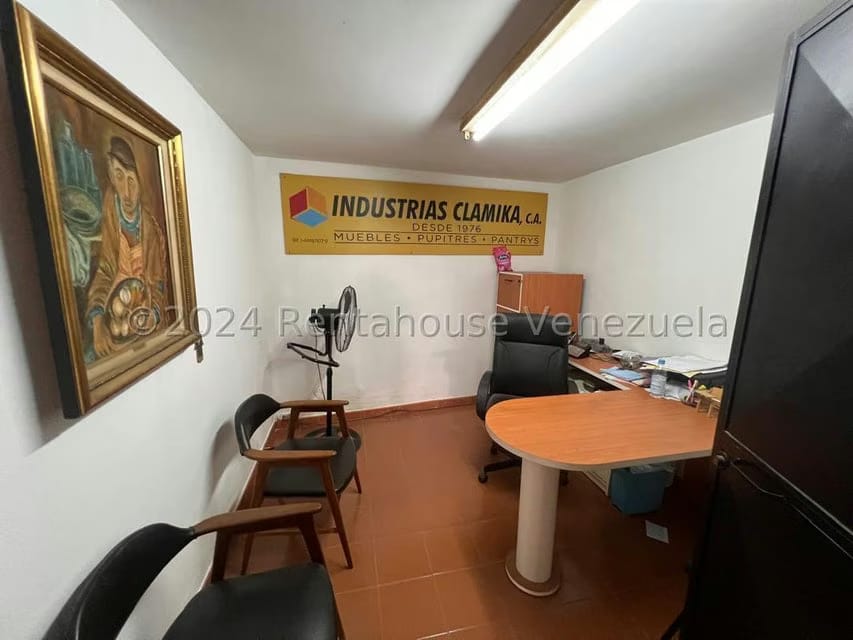 Comercial (Galpon - Deposito) en Venta en La Yaguara, Distrito Metropolitano - 6
