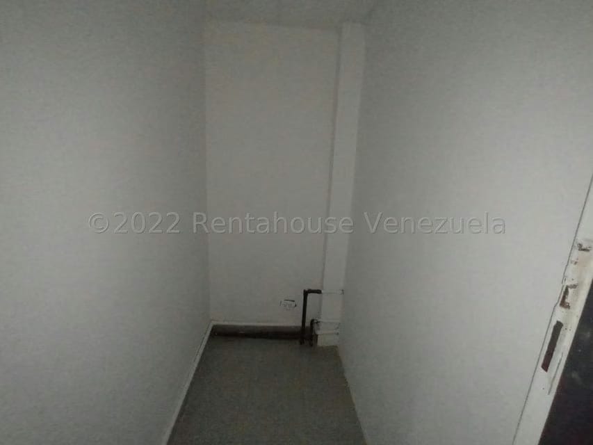 Comercial (Local Comercial) en Alquiler en Castillito, Carabobo - 11