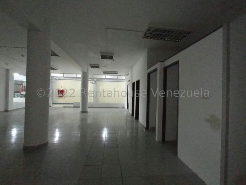 Comercial (Local Comercial) en Alquiler en Castillito, Carabobo - 12