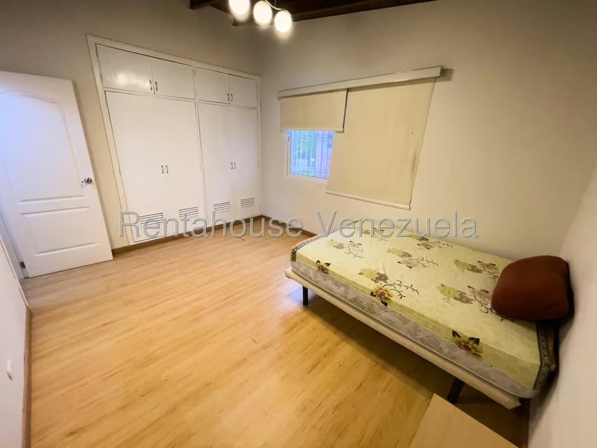 Casa (Multipes Niveles) en Venta en Santa Paula, Distrito Metropolitano - 29