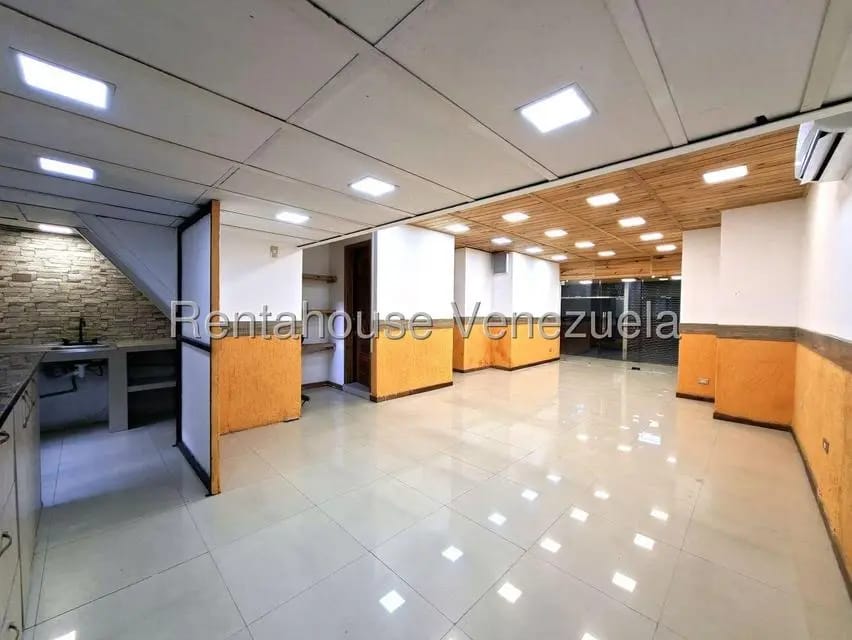 Comercial (Local Comercial) en Venta en Parque Central, Distrito Metropolitano - 3