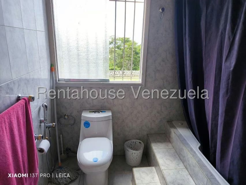 Casa (Multipes Niveles) en Venta en Alto Hatillo, Distrito Metropolitano - 42