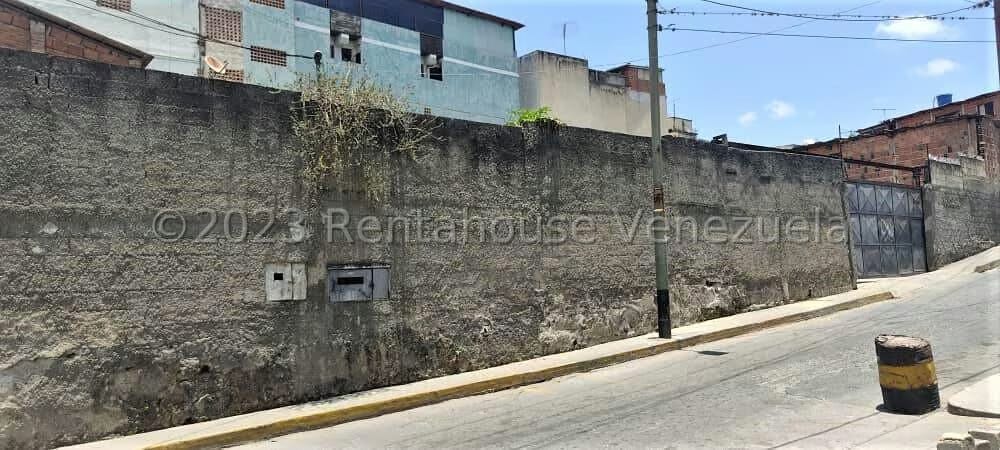 Terreno (Comercial) en Venta en Los Teques, Miranda - 5