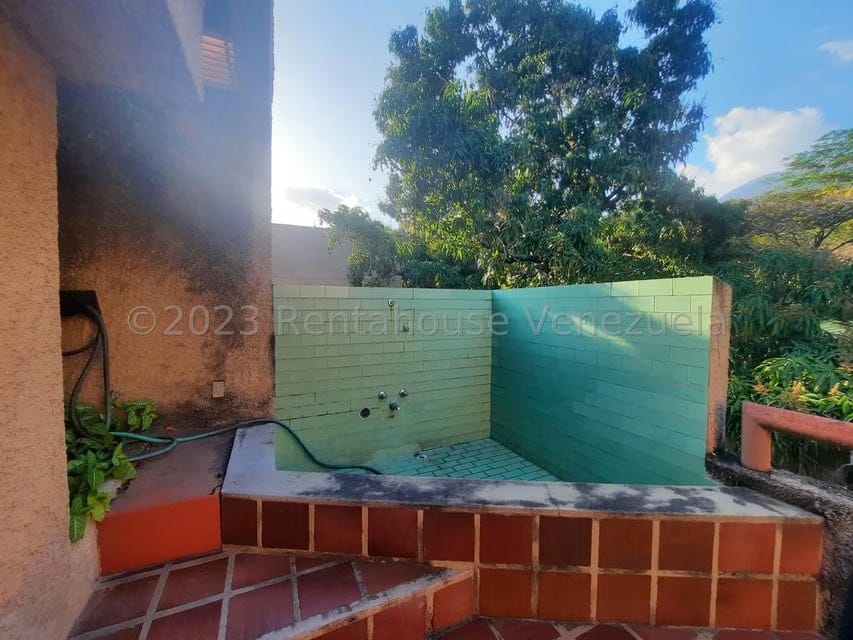 Casa (Duplex) en Venta en La Floresta, Distrito Metropolitano - 27