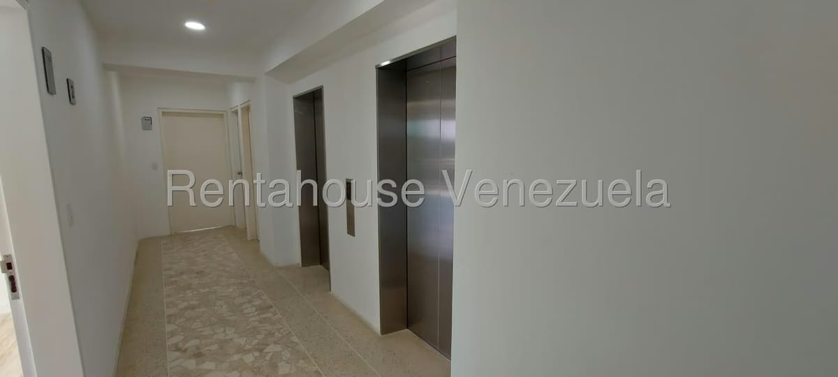 Apartamento (1 Nivel) en Alquiler en La Lagunita Country Club, Distrito Metropolitano - 16