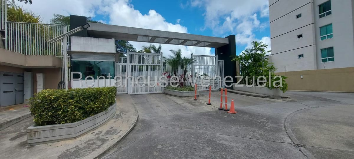 Apartamento (1 Nivel) en Alquiler en La Lagunita Country Club, Distrito Metropolitano - 20