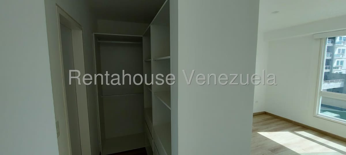 Apartamento (1 Nivel) en Alquiler en La Lagunita Country Club, Distrito Metropolitano - 7