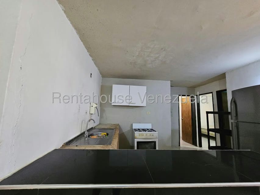 Casa (1 Nivel) en Alquiler en Las Delicias, Falcon - 5