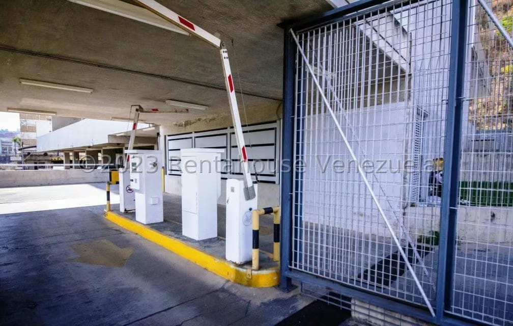 Comercial (Oficina) en Venta en Macaracuay, Distrito Metropolitano - 18