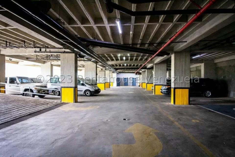 Comercial (Oficina) en Venta en Macaracuay, Distrito Metropolitano - 20
