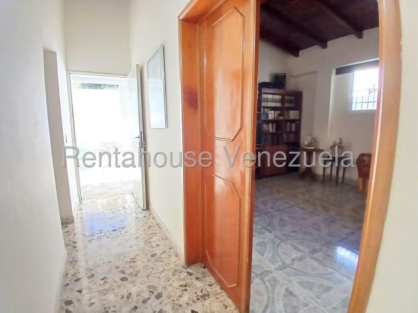 Casa (Duplex) en Venta en La Trinidad, Distrito Metropolitano - 16