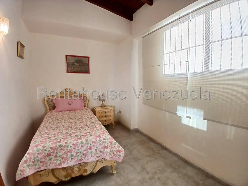 Casa (Duplex) en Venta en La Trinidad, Distrito Metropolitano - 19