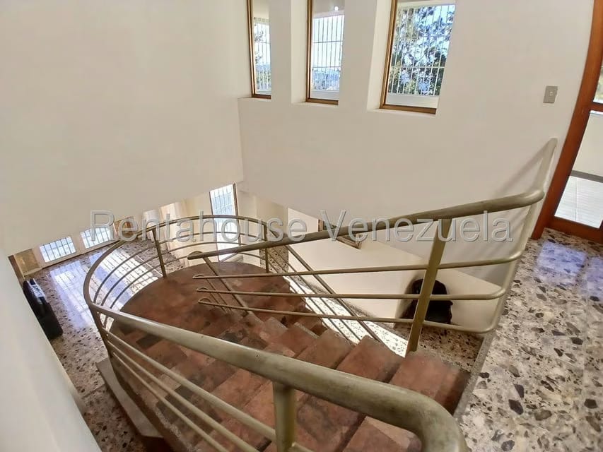 Casa (Duplex) en Venta en La Trinidad, Distrito Metropolitano - 25