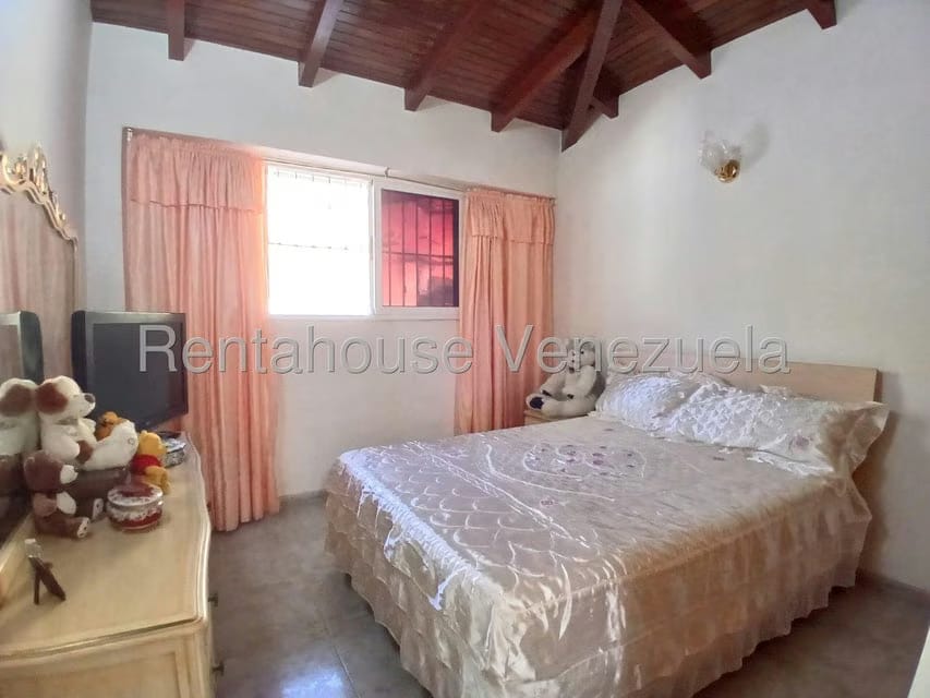 Casa (Duplex) en Venta en La Trinidad, Distrito Metropolitano - 40