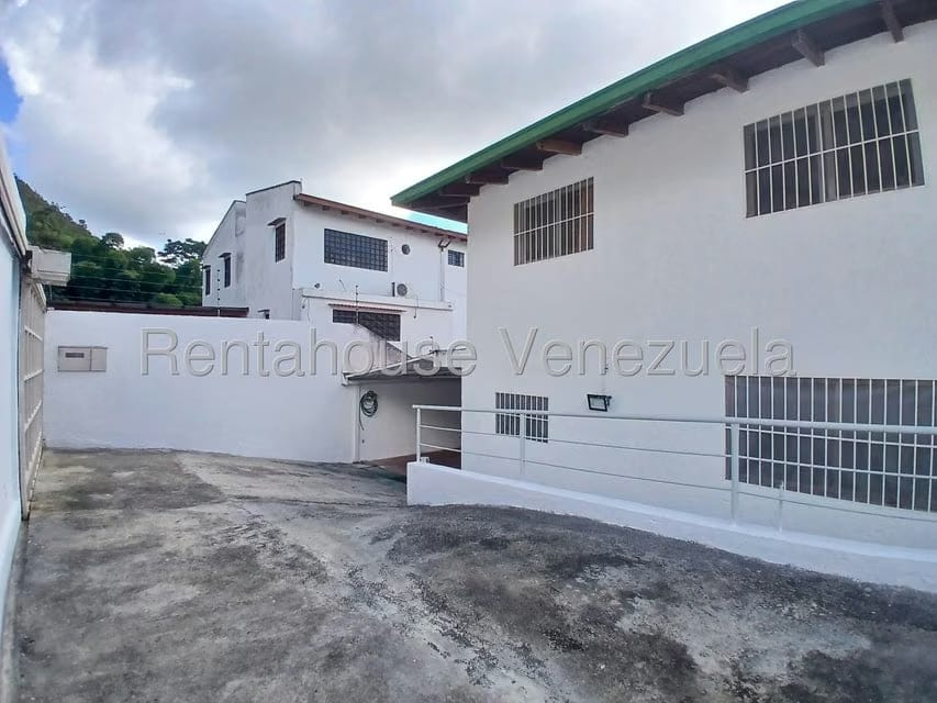 Casa (Duplex) en Venta en La Trinidad, Distrito Metropolitano - 49