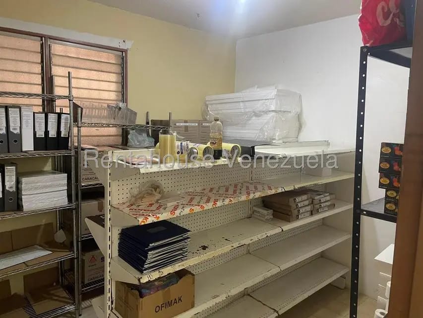 Casa (1 Nivel) en Alquiler en Mariperez, Distrito Metropolitano - 12