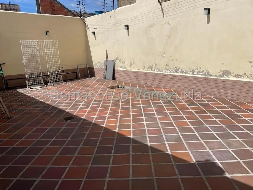Casa (1 Nivel) en Alquiler en Mariperez, Distrito Metropolitano - 17