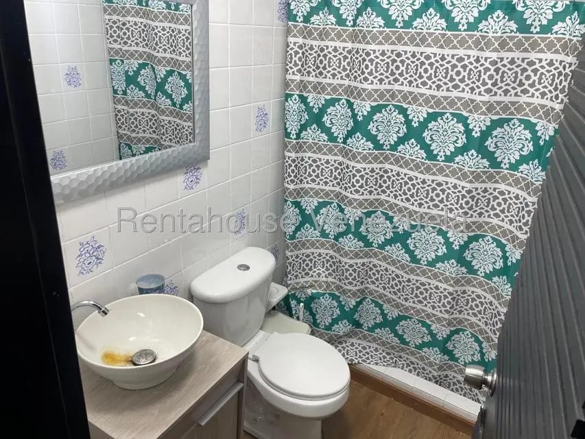Casa (1 Nivel) en Alquiler en Mariperez, Distrito Metropolitano - 4
