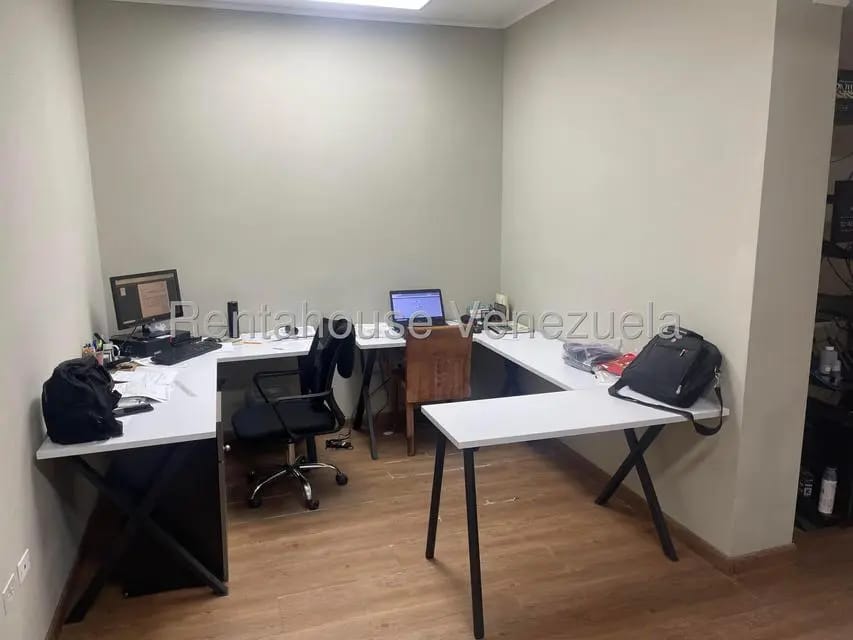Casa (1 Nivel) en Alquiler en Mariperez, Distrito Metropolitano - 6