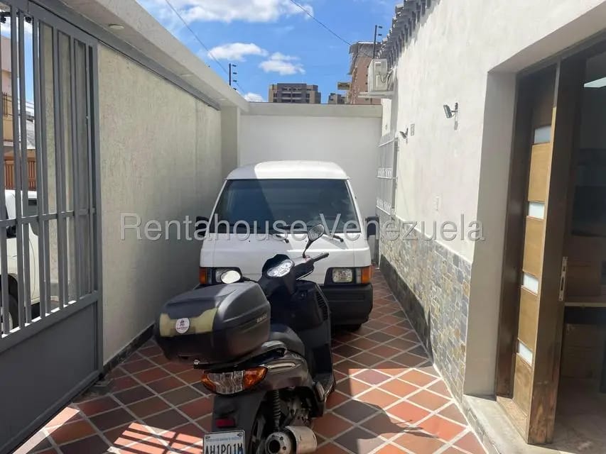 Casa (1 Nivel) en Alquiler en Mariperez, Distrito Metropolitano - 7