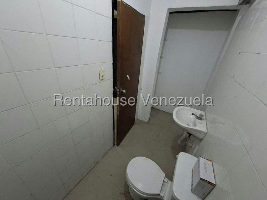 Comercial (Local Comercial) en Alquiler en Centro, Aragua - 13