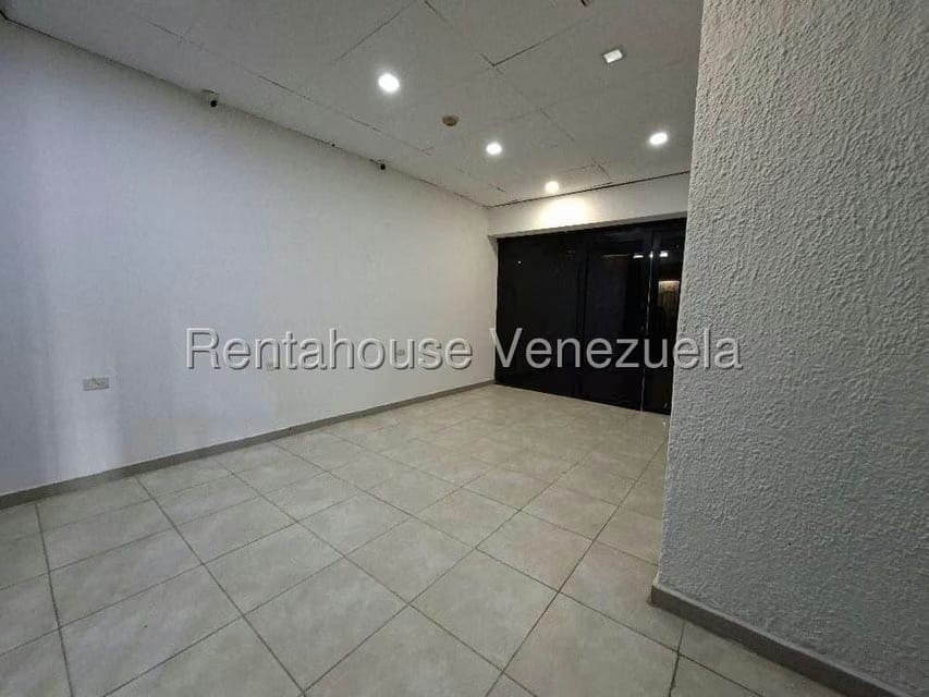Comercial (Local Comercial) en Alquiler en Centro, Aragua - 9