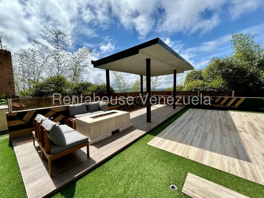 Casa (Multipes Niveles) en Venta en Los Guayabitos, Distrito Metropolitano - 15