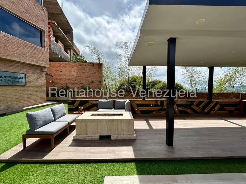 Casa (Multipes Niveles) en Venta en Los Guayabitos, Distrito Metropolitano - 16