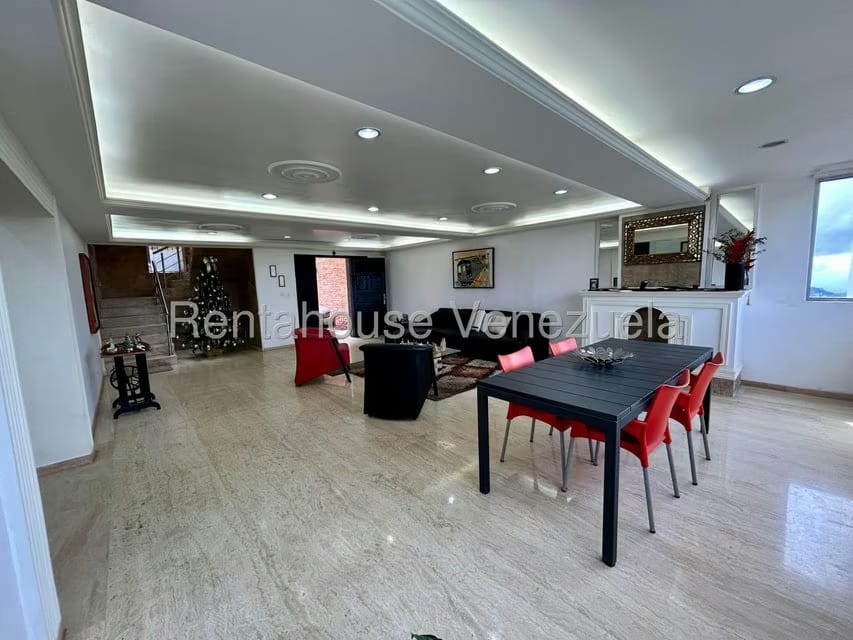 Casa (Multipes Niveles) en Venta en Los Guayabitos, Distrito Metropolitano - 34