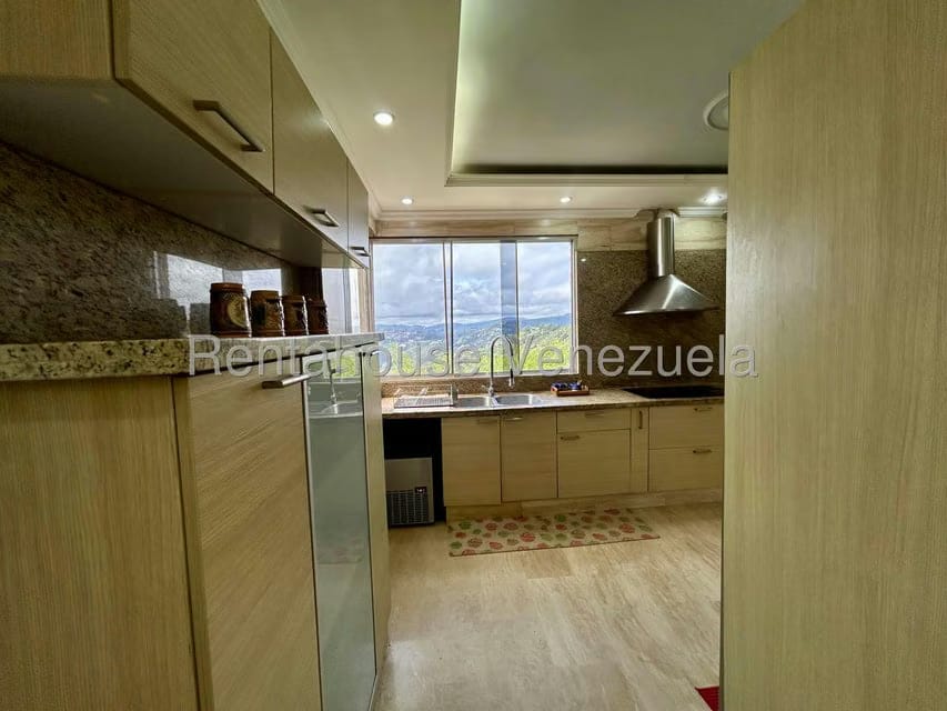 Casa (Multipes Niveles) en Venta en Los Guayabitos, Distrito Metropolitano - 37