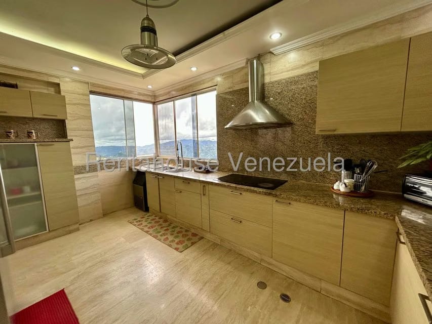 Casa (Multipes Niveles) en Venta en Los Guayabitos, Distrito Metropolitano - 41