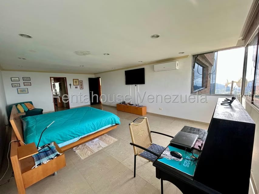 Casa (Multipes Niveles) en Venta en Los Guayabitos, Distrito Metropolitano - 44