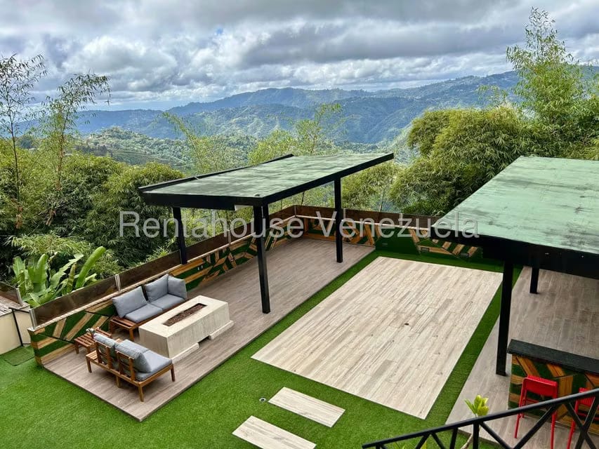 Casa (Multipes Niveles) en Venta en Los Guayabitos, Distrito Metropolitano - 7