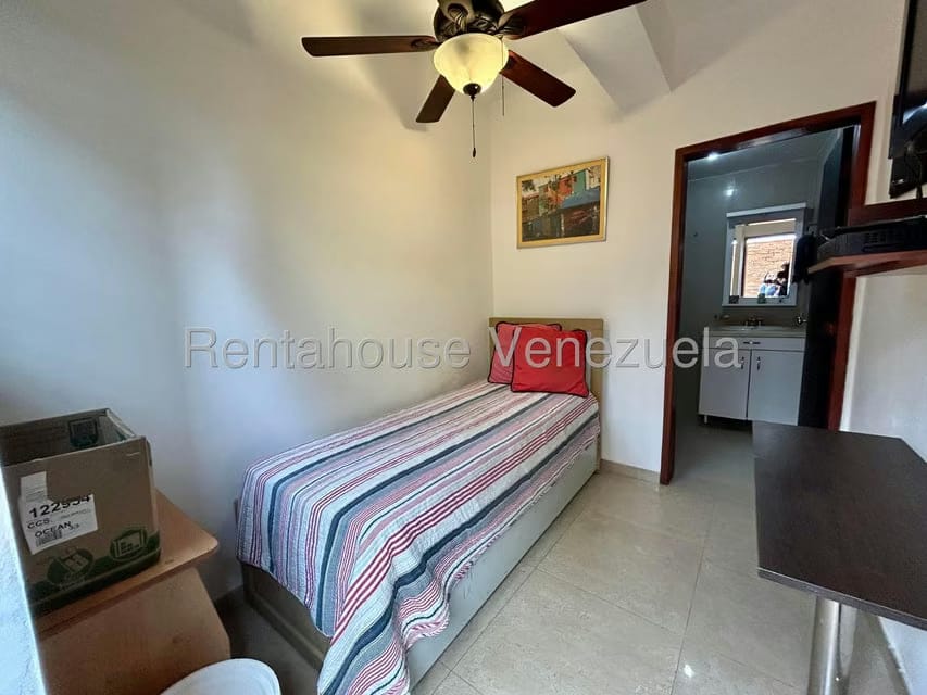 Casa (Multipes Niveles) en Venta en Los Guayabitos, Distrito Metropolitano - 61