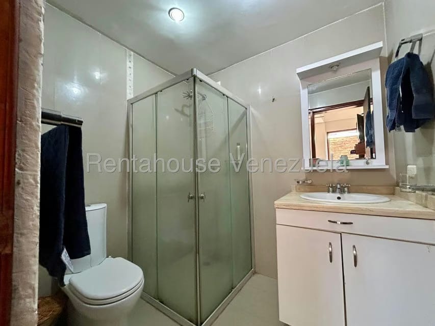 Casa (Multipes Niveles) en Venta en Los Guayabitos, Distrito Metropolitano - 62