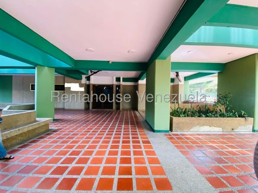 Apartamento (1 Nivel) en Alquiler en Colinas de La California, Distrito Metropolitano - 19