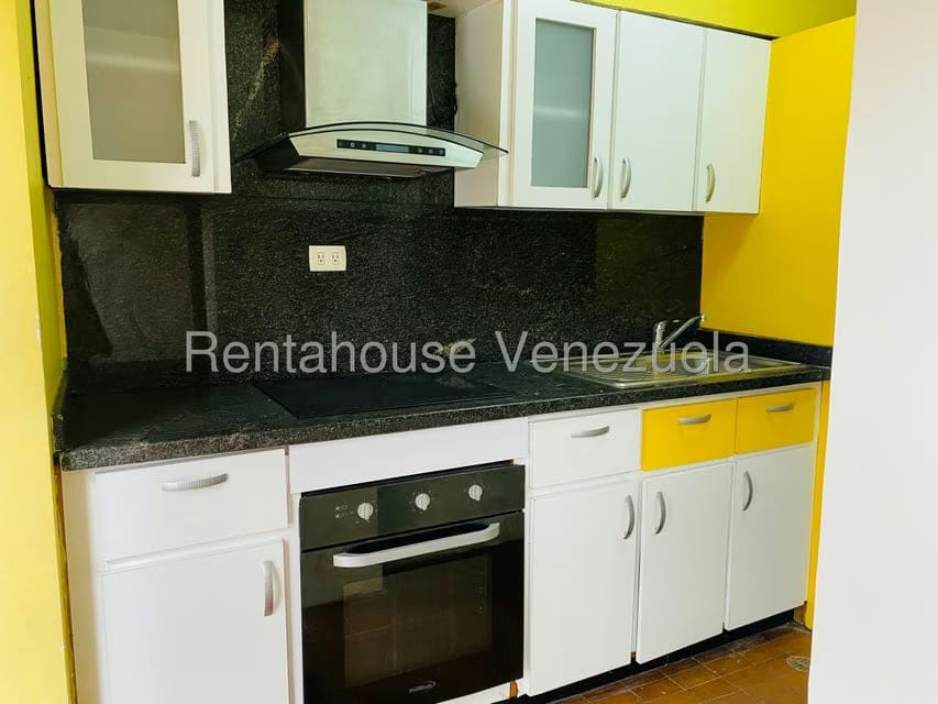 Apartamento (1 Nivel) en Alquiler en Colinas de La California, Distrito Metropolitano - 9