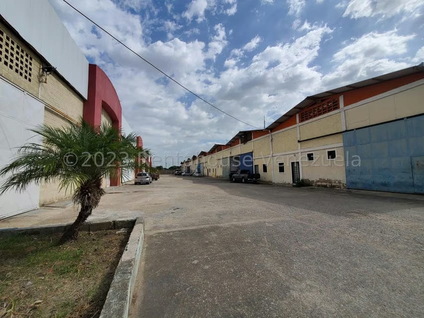 Comercial (Local Comercial) en Venta en La Morita, Aragua - 55