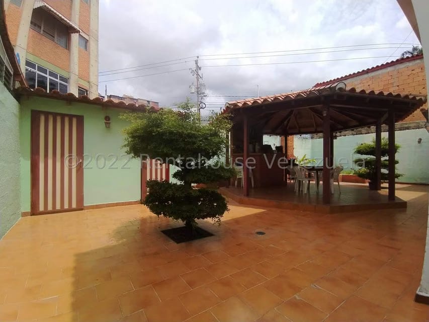 Casa (Duplex) en Venta en Del Este, Lara - 33