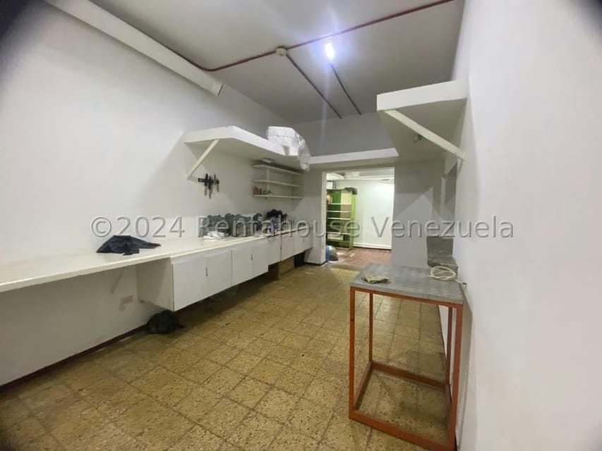 Comercial (Local Comercial) en Alquiler en Bello Monte, Distrito Metropolitano - 15