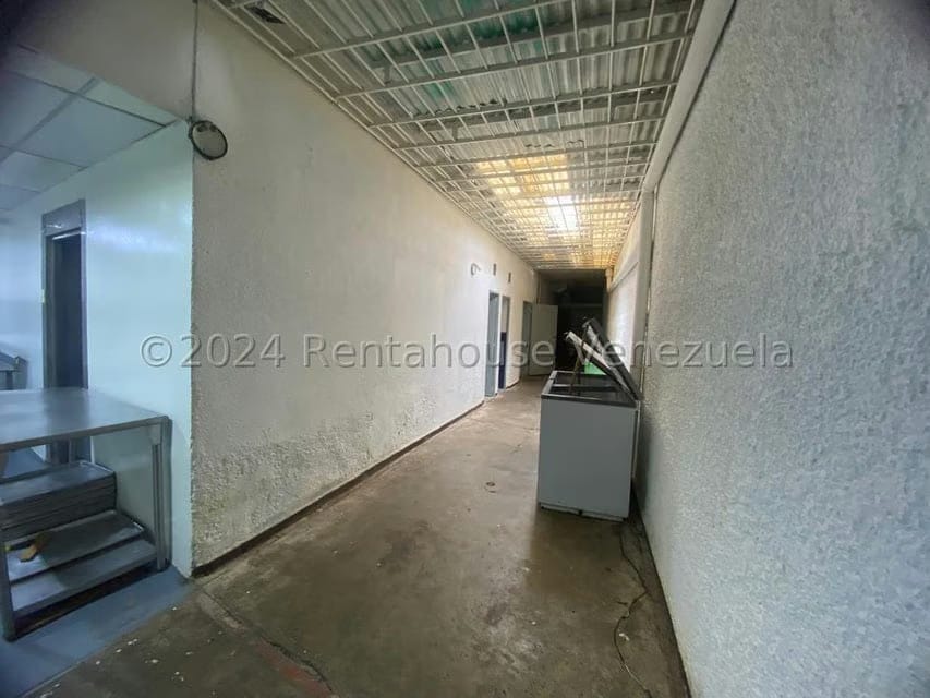 Comercial (Local Comercial) en Alquiler en Bello Monte, Distrito Metropolitano - 7