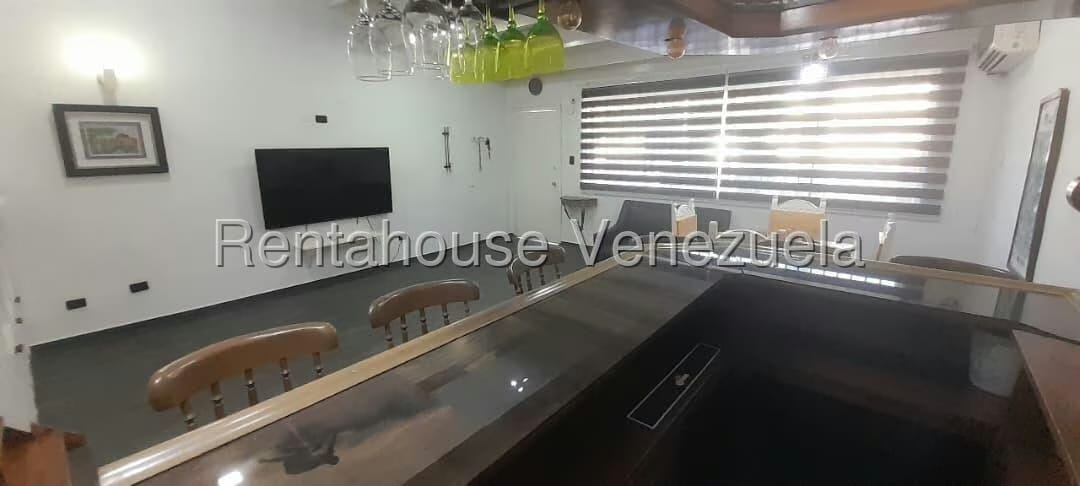 Townhouse (Multiples Niveles) en Alquiler en Santa Isabel, Nueva Esparta - 11