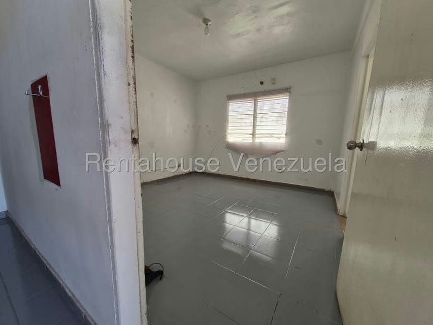 Comercial (Galpon - Deposito) en Venta en Nuevo Pueblo, Falcon - 3